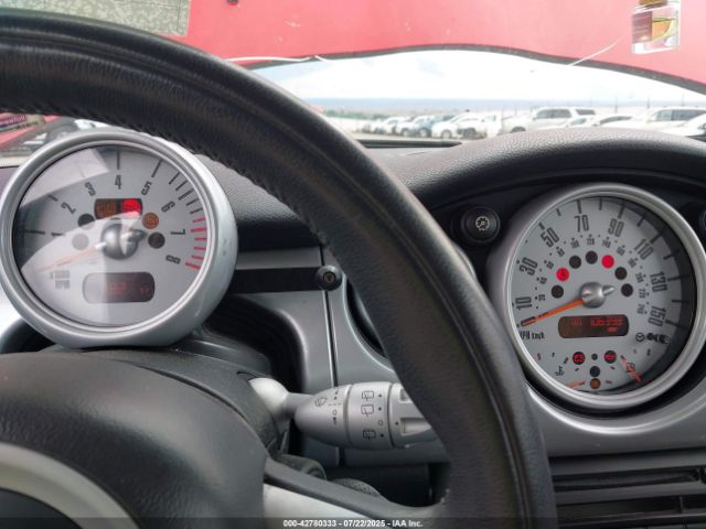 2006 MINI COOPER WMWRC33556TK72619 Photo 6