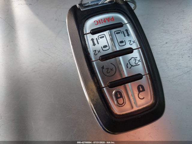 2C4RC1EG3HR708626 Chrysler Pacifica