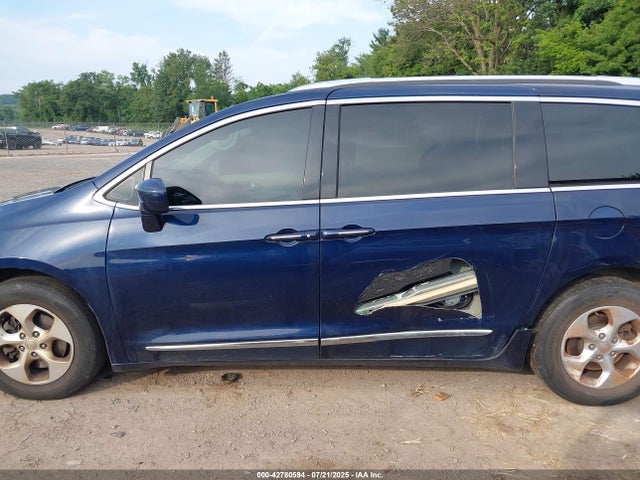 2C4RC1EG3HR708626 Chrysler Pacifica