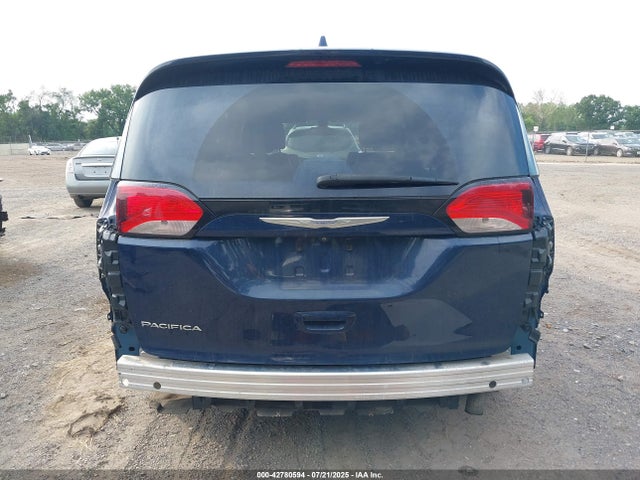 2C4RC1EG3HR708626 Chrysler Pacifica