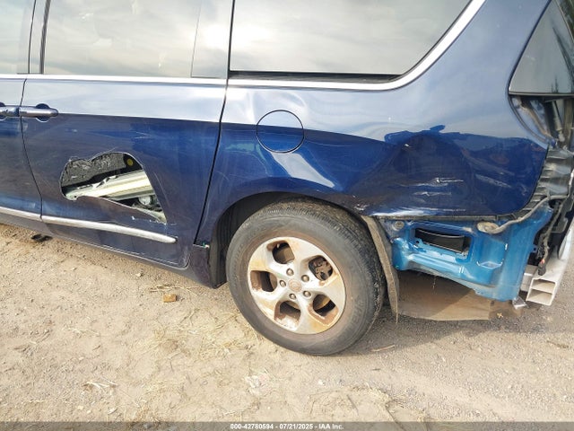2C4RC1EG3HR708626 Chrysler Pacifica