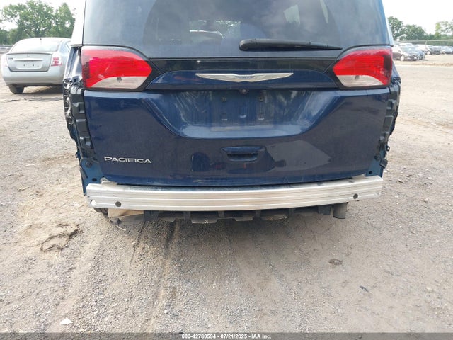 2C4RC1EG3HR708626 Chrysler Pacifica