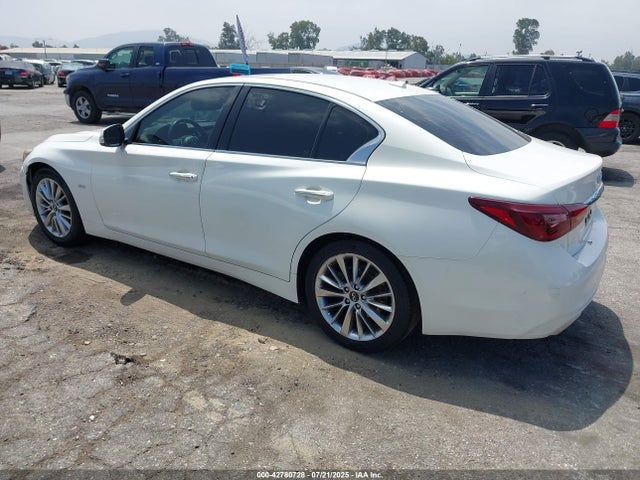 JN1EV7AP6JM358230 Infiniti Q50