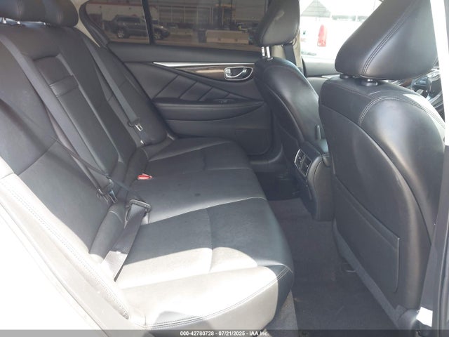 JN1EV7AP6JM358230 Infiniti Q50