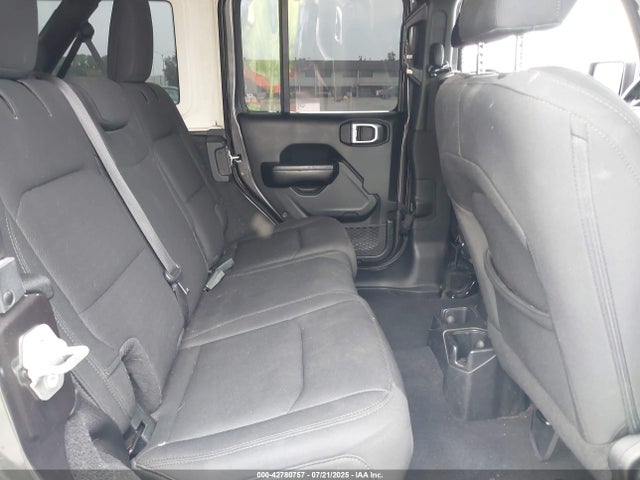 1C4HJXDG1KW528470 Jeep Wrangler