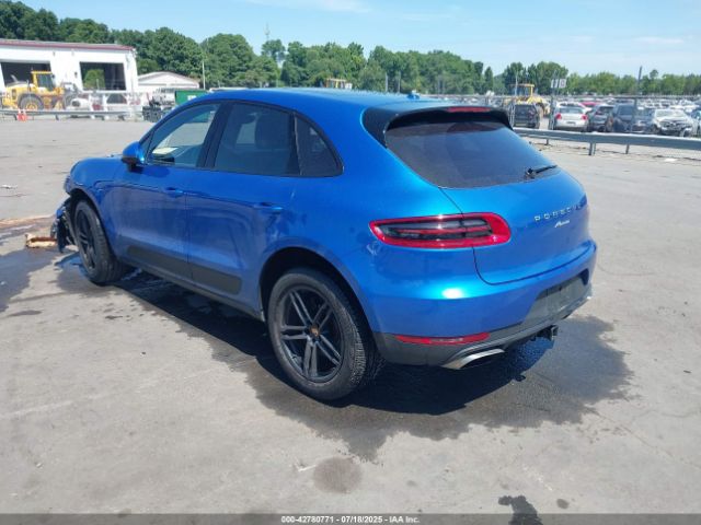 2017 PORSCHE MACAN WP1AA2A5XHLB81141 Photo 2