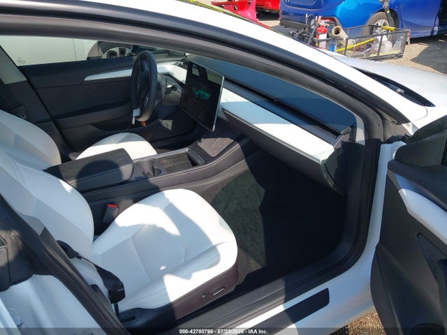 2022 TESLA MODEL 3 5YJ3E1EC7NF279124 Photo 4