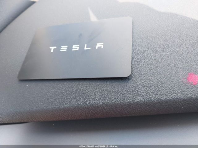 2024 TESLA MODEL Y 7SAYGDEE8RF161465 Photo 10