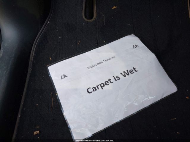 2024 TESLA MODEL Y 7SAYGDEE8RF161465 Photo 5