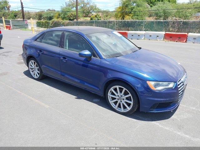 2015 AUDI A3 WAUACGFFXF1016030 Photo 0