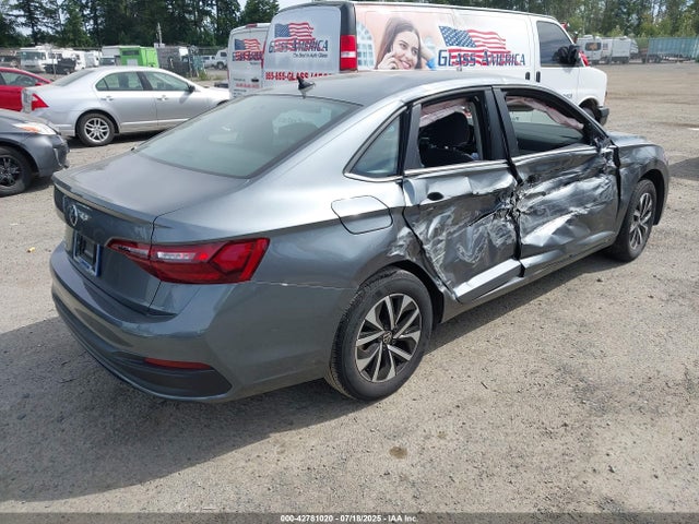 3VWCM7BU3NM003907 Volkswagen 1.5 tsi