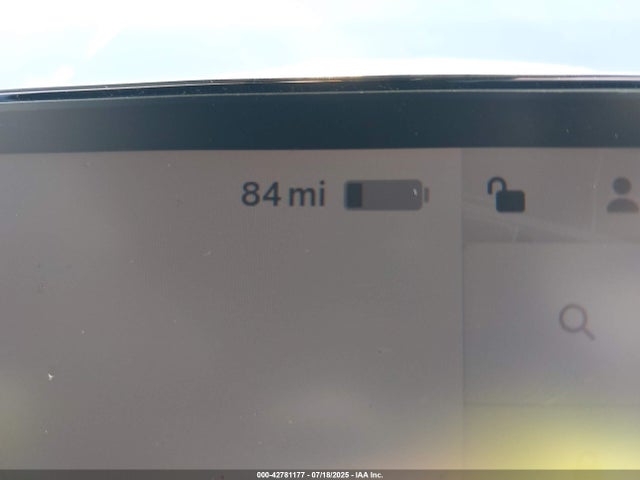 5YJ3E1EA2SF930895 Tesla MODEL 3