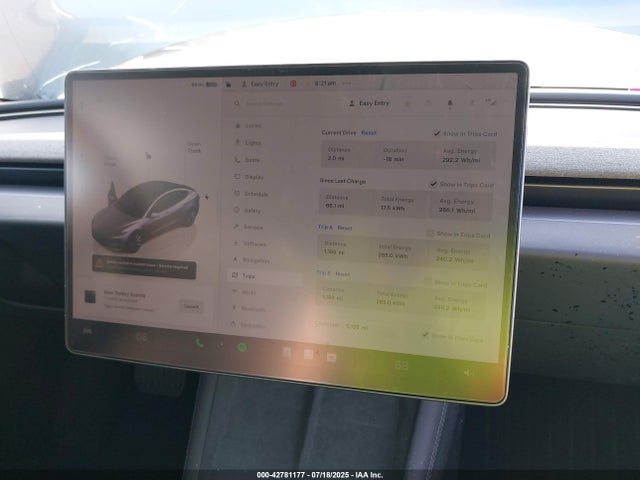 5YJ3E1EA2SF930895 Tesla MODEL 3