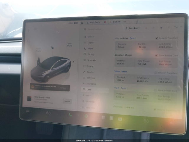 5YJ3E1EA2SF930895 Tesla MODEL 3