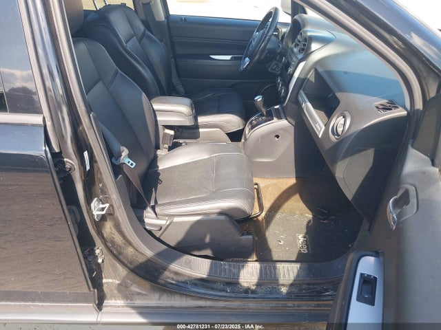 1C4NJDEB1FD246075 Jeep Compass