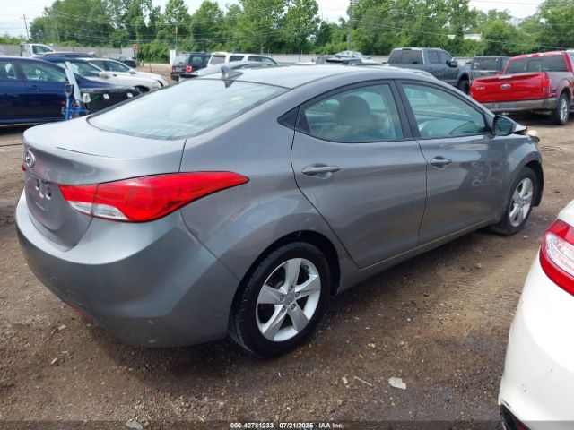 2013 HYUNDAI ELANTRA 5NPDH4AE3DH197072 Photo 3