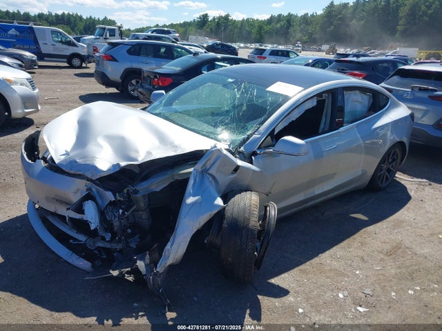 2018 TESLA MODEL 3 5YJ3E1EB8JF104558 Photo 1