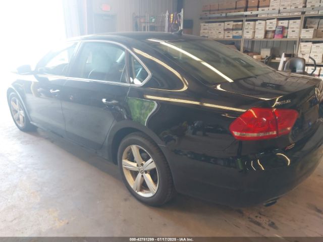 2014 VOLKSWAGEN PASSAT 1VWBT7A31EC100192 Photo 2