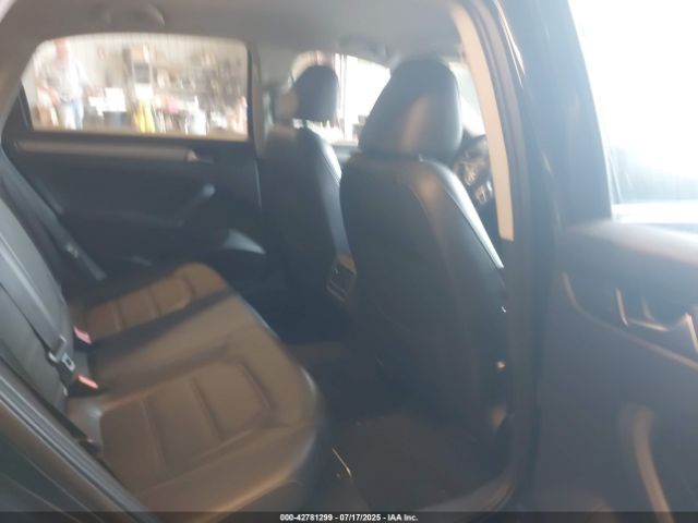 2014 VOLKSWAGEN PASSAT 1VWBT7A31EC100192 Photo 7