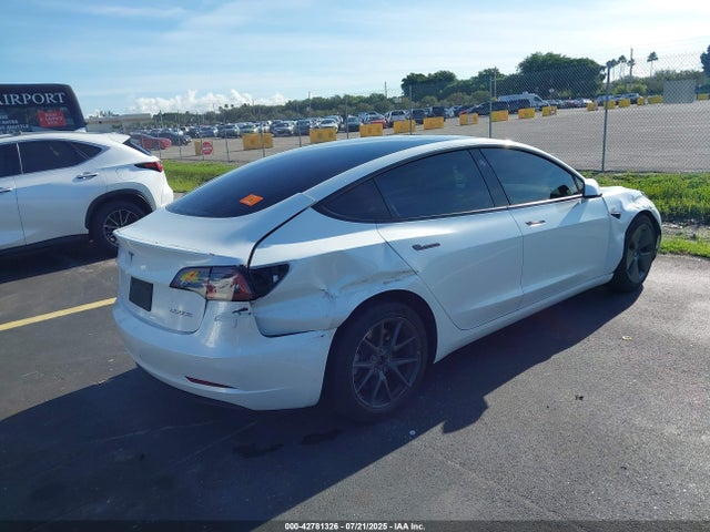 2023 TESLA MODEL 3 5YJ3E1EA1PF516997 Photo 3