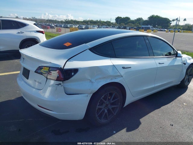 2023 TESLA MODEL 3 5YJ3E1EA1PF516997 Photo 5