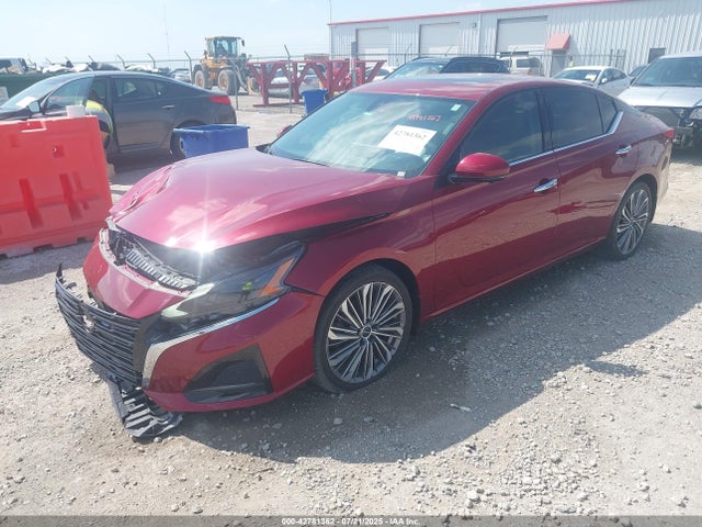 Nissan 2024 2024 1N4BL4EV8RN416167 Image 2