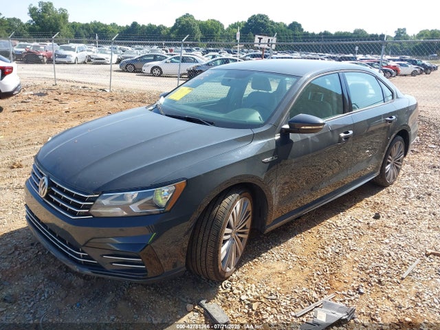 1VWAA7A32JC000176 Volkswagen 2.0 tsi