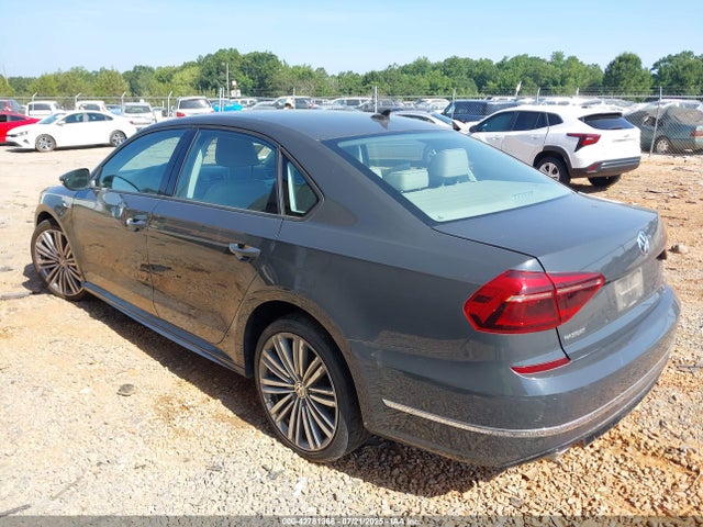 1VWAA7A32JC000176 Volkswagen 2.0 tsi