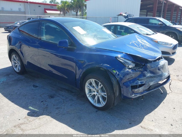 2023 TESLA MODEL Y 7SAYGDEE4PF867331 Photo 0