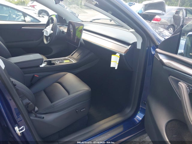 2023 TESLA MODEL Y 7SAYGDEE4PF867331 Photo 4