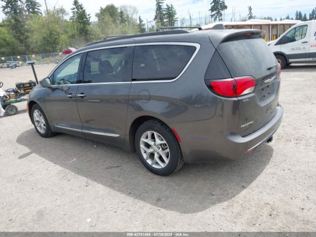 2017 CHRYSLER PACIFICA 2C4RC1BG6HR729703 Photo 2