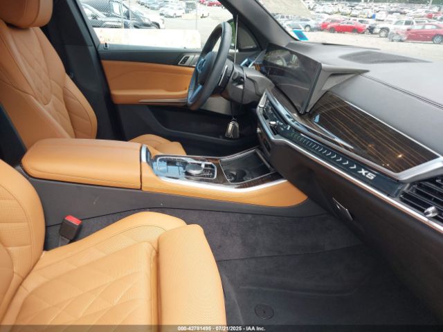 2025 BMW X5 5UX23EU08S9Z12797 Photo 4