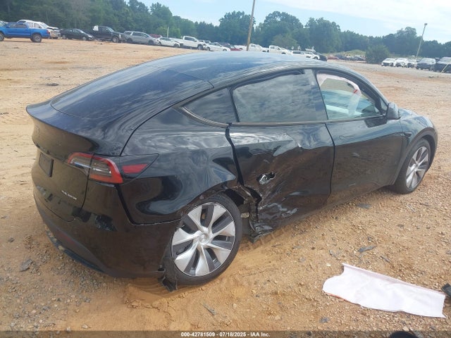 2024 TESLA MODEL Y 7SAYGDEE7RA214959 Photo 3