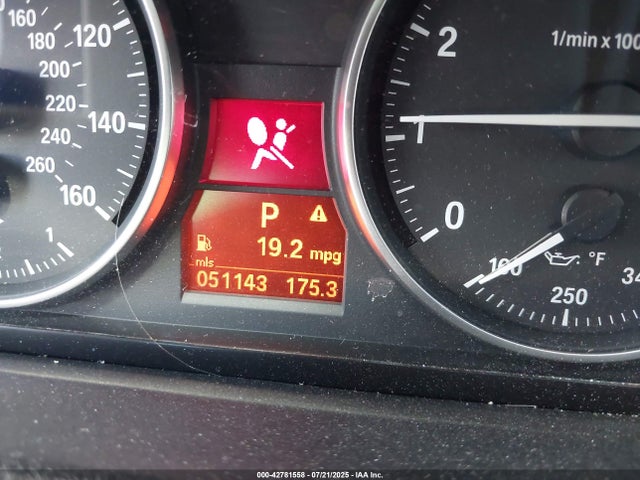WBAVM5C56FVV94911 BMW X1