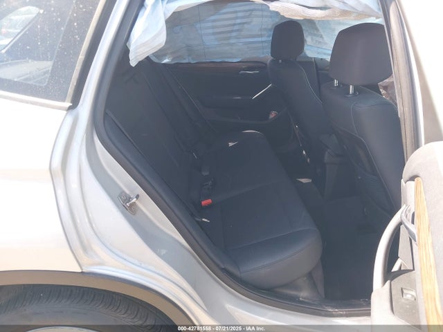 WBAVM5C56FVV94911 BMW X1