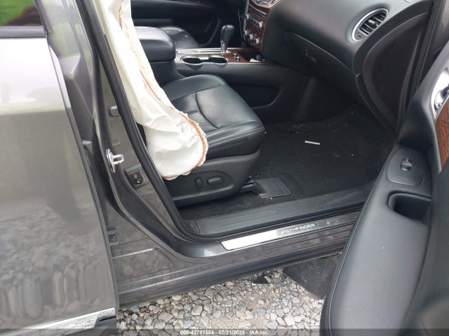 Nissan Pathfinder 2017 5N1DR2MN3HC632196 Image 5