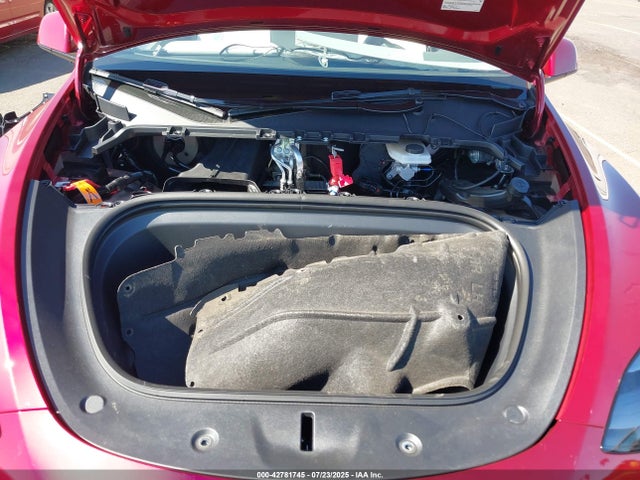 2025 TESLA MODEL Y 7SAYGDEE1SF292498 Photo 9