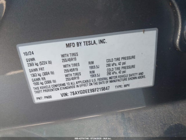 2025 TESLA MODEL Y 7SAYGDEE9SF219847 Photo 8