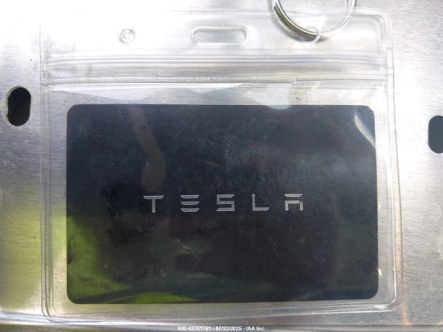 Продажа на аукционе авто 2024 Tesla Model Y Long Range Dual Motor All-wheel Drive, vin: 7SAYGDEE2RA273241, номер лота: 42781761