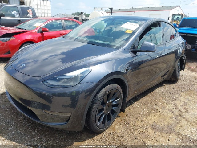 Продажа на аукционе авто 2024 Tesla Model Y Long Range Dual Motor All-wheel Drive, vin: 7SAYGDEE2RA273241, номер лота: 42781761