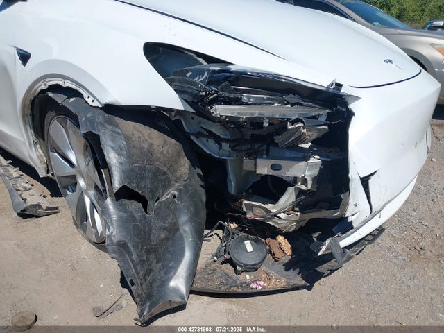 2023 TESLA MODEL Y 7SAYGDEEXPA103397 Photo 5