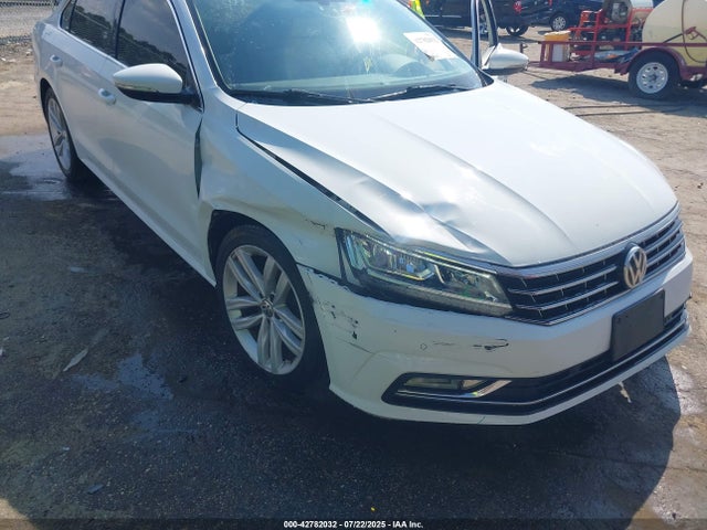 1VWBA7A3XJC012953 Volkswagen 2.0 tsi