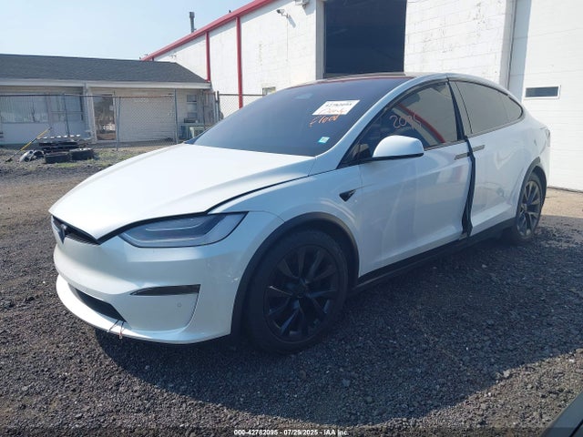 2022 TESLA MODEL X 7SAXCBE6XNF354943 Photo 1