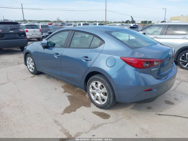 2015 MAZDA MAZDA3 3MZBM1U76FM182235 Photo 2