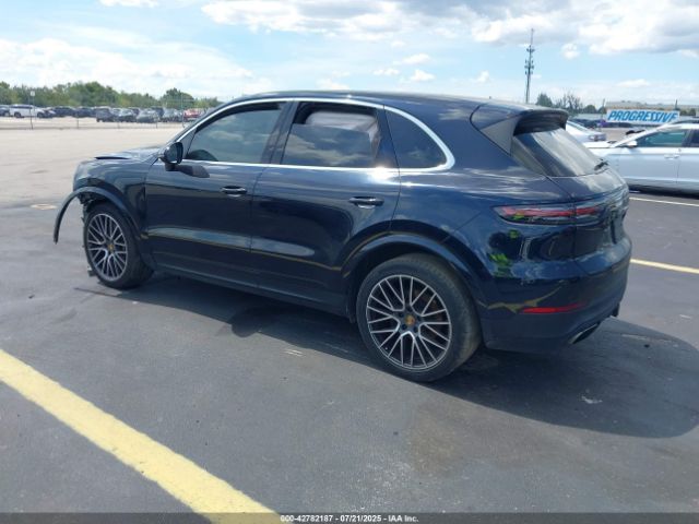 2021 PORSCHE CAYENNE WP1AA2AY1MDA04959 Photo 2