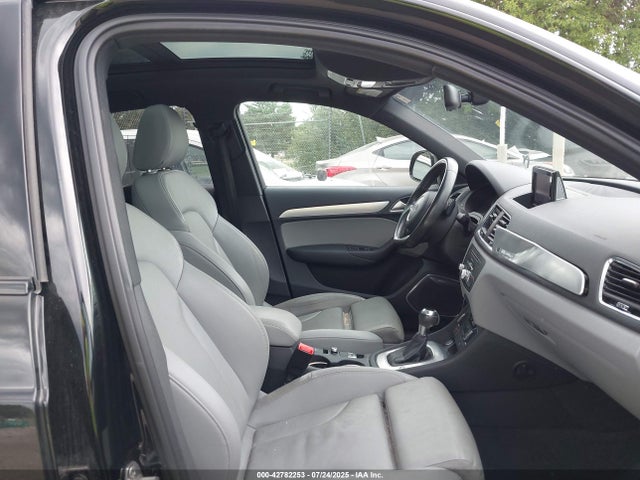 2018 AUDI Q3 WA1JCCFS6JR001280 Photo 4
