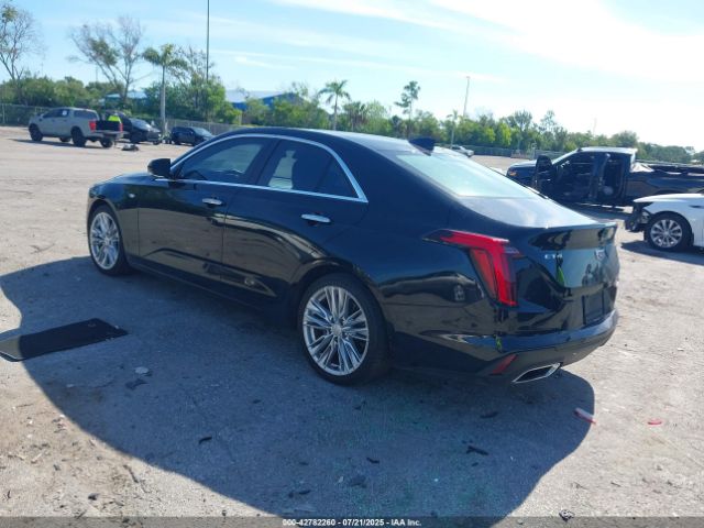 2022 CADILLAC CT4 1G6DB5RKXN0132979 Photo 2
