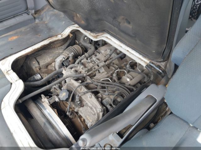 2017 MITSUBISHI FEC72W JL6BPH1A7HK003110 Photo 9