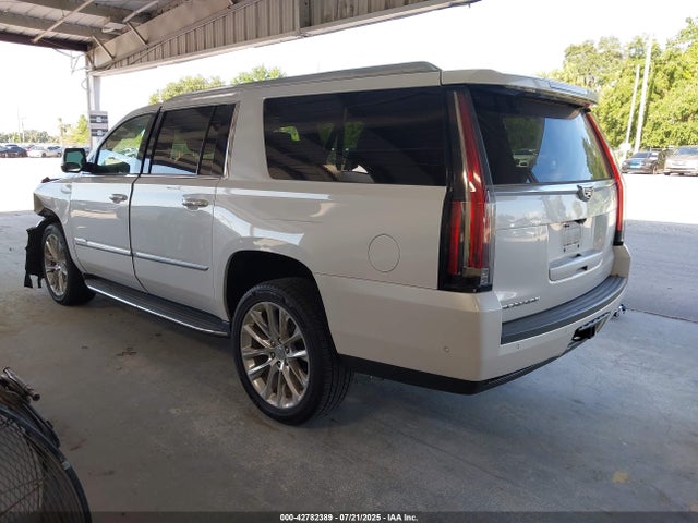 2018 CADILLAC ESCALADE ESV 1GYS3HKJ1JR204110 Photo 2