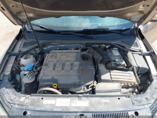Volkswagen Passat 2015 1VWBV7A34FC060976 Image 10